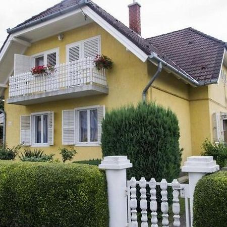 Gizella Haz Apartman Keszthely Kültér fotó